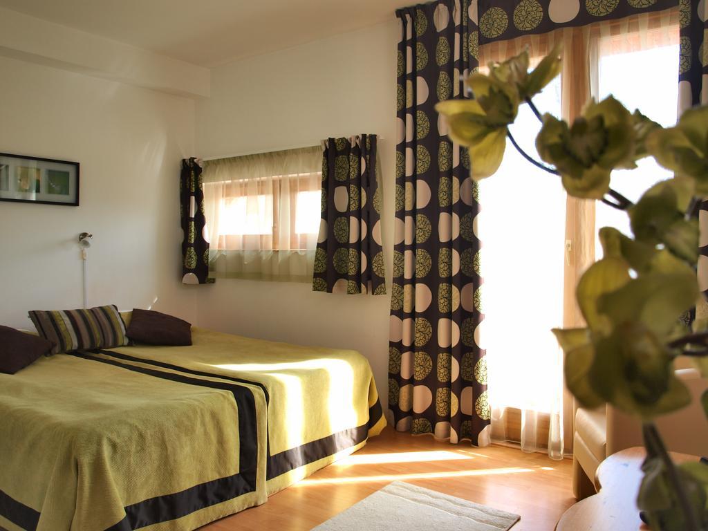Centrum Apartmanhaz פץ' מראה חיצוני תמונה