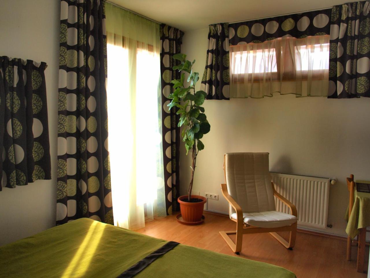 Centrum Apartmanhaz פץ' מראה חיצוני תמונה